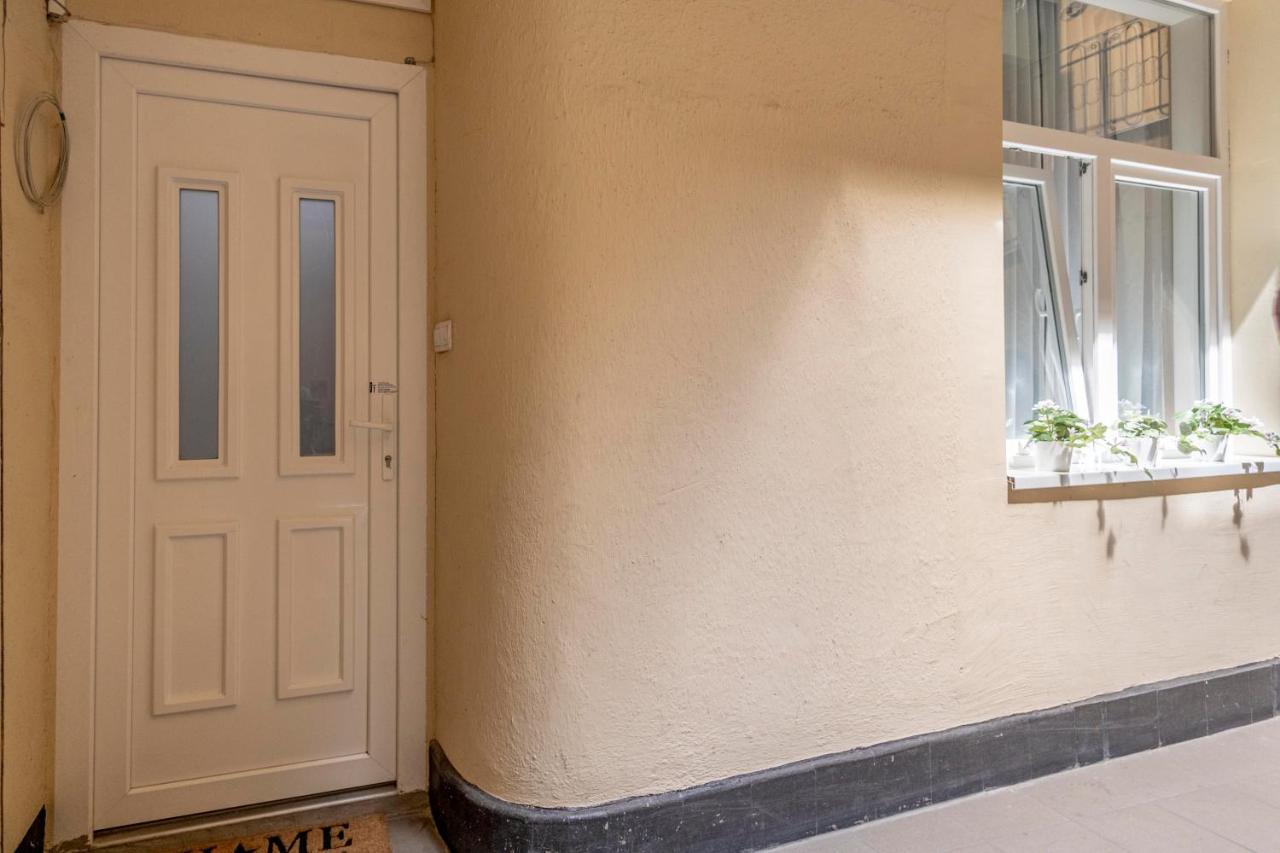 Chameleon Apartment Budapest Exterior photo